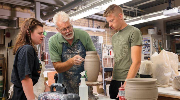 艺术 Education at Wayne State