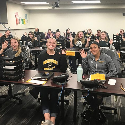 Students participating in the WSC Phonathon fund drive