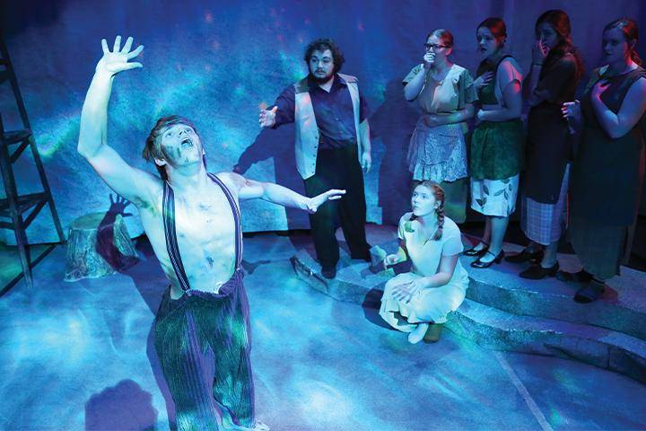 WSC students perform on stage